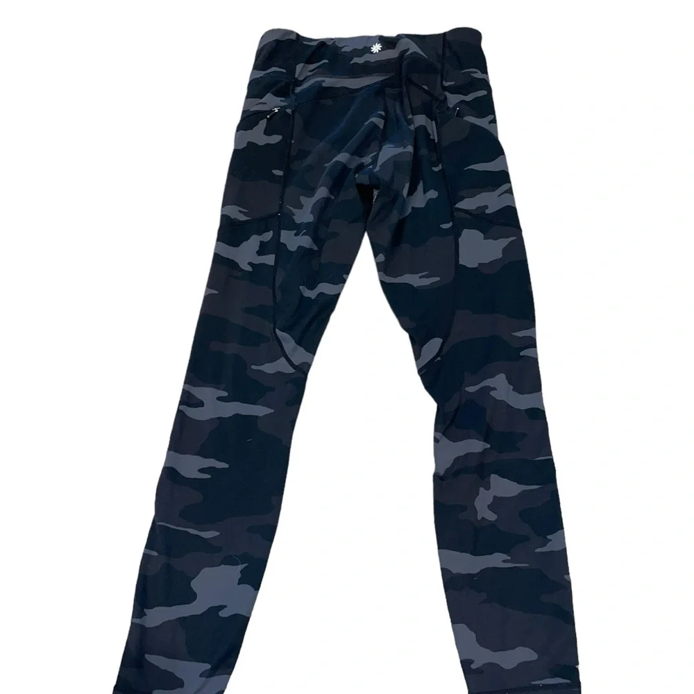 ATHLETA Women’s Gray Camo Print Leggings w/ Pockets Size Small